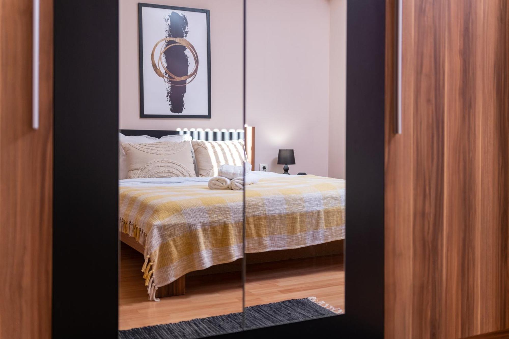 Comfortable 2Br Urban Getaway In City Center Plovdiv Exteriér fotografie