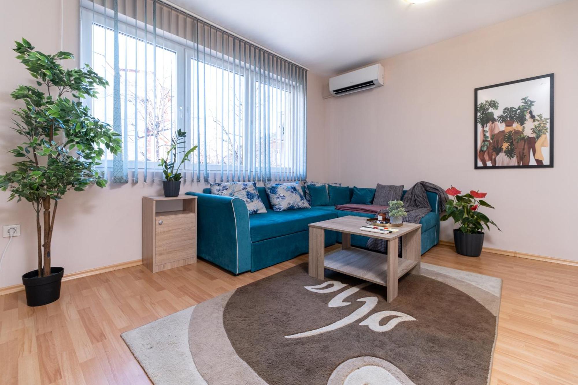 Comfortable 2Br Urban Getaway In City Center Plovdiv Exteriér fotografie