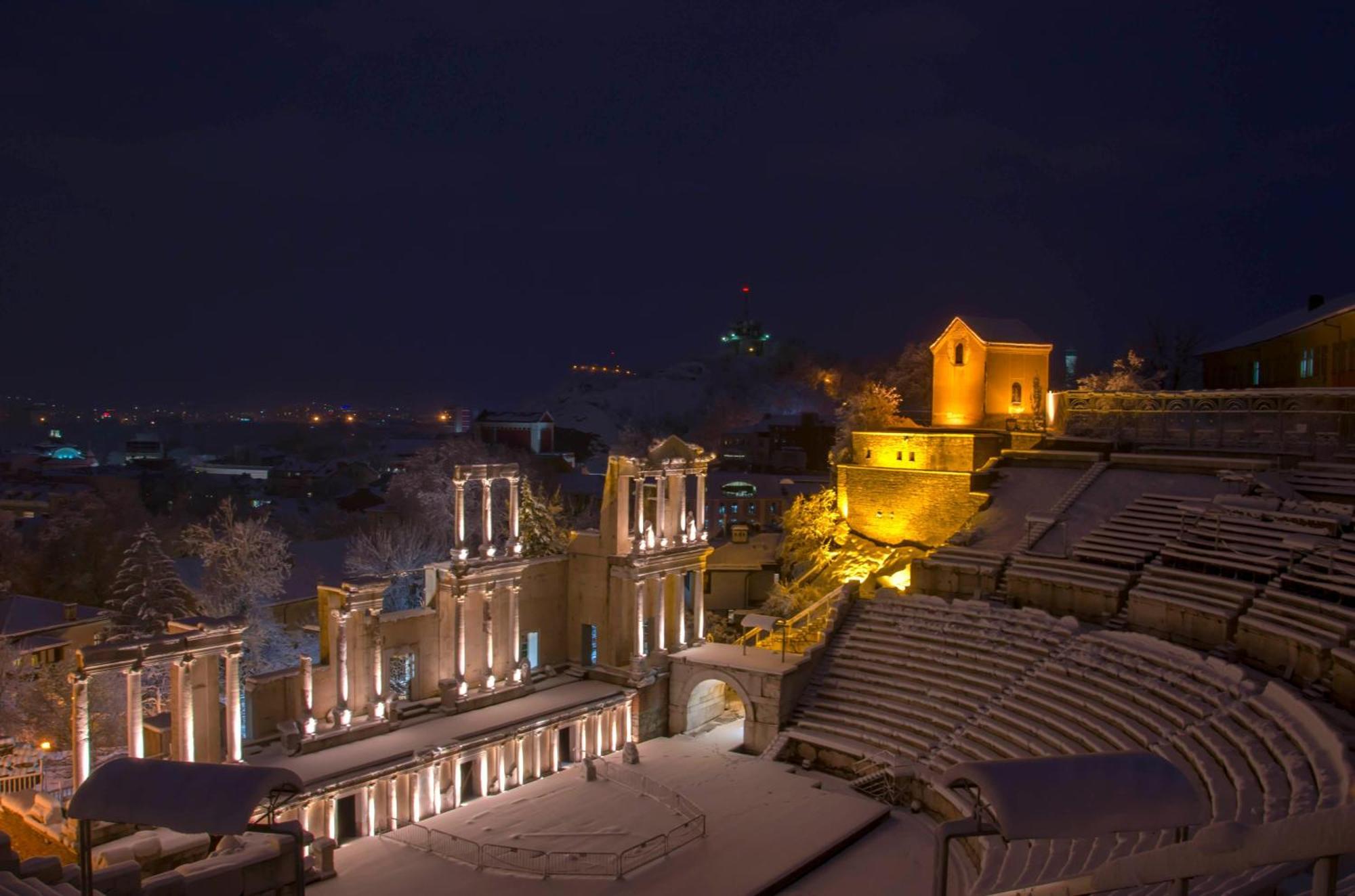 Comfortable 2Br Urban Getaway In City Center Plovdiv Exteriér fotografie